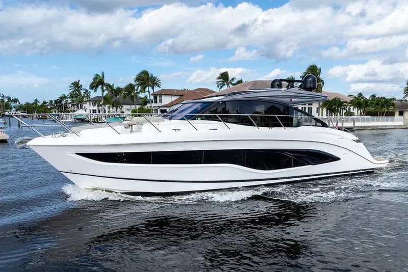 2021 Princess V55