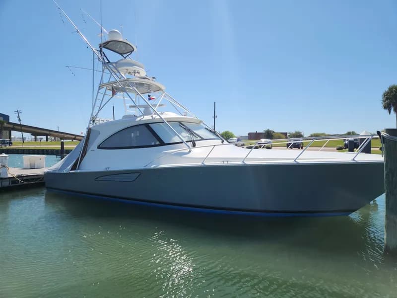 2018 Viking 48 Sport Tower