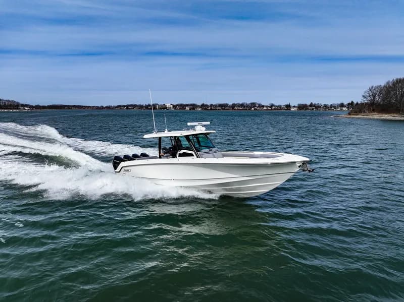 2026 Boston Whaler 380 Outrage