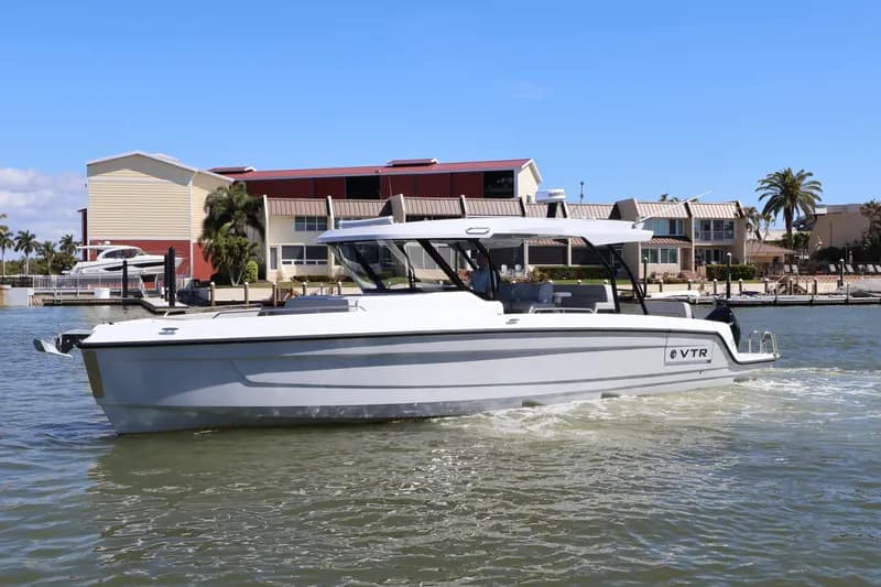 2026 Cruisers 38 VTR