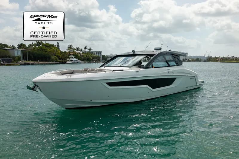 2024 Cruisers 50 GLS
