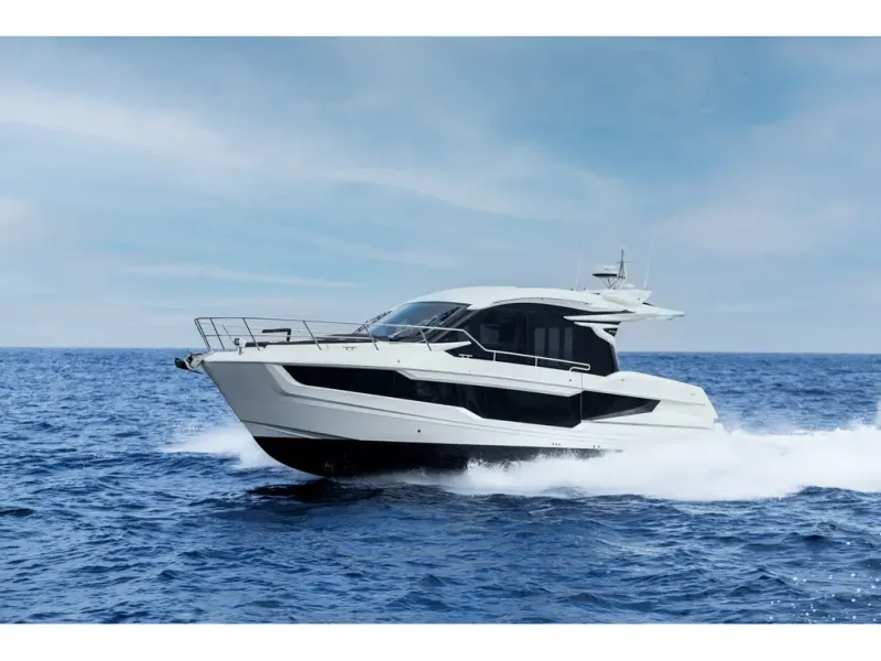 2026 Galeon 410HTC