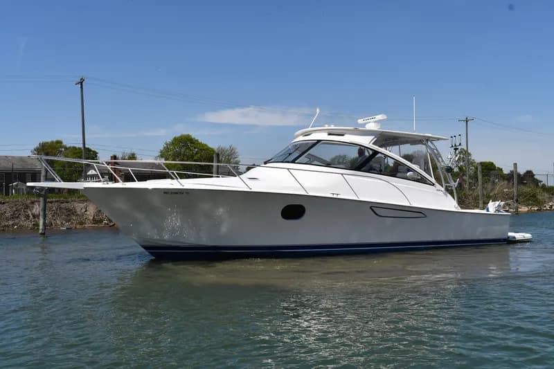 2012 Viking 42 Open