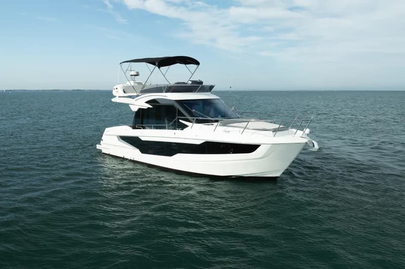 2023 Galeon 400 Fly