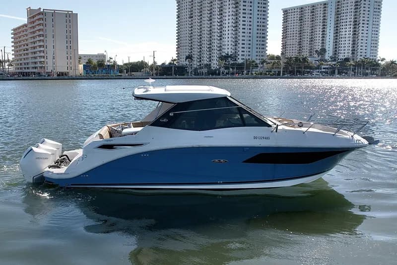 2022 Sea Ray Sundancer 320
