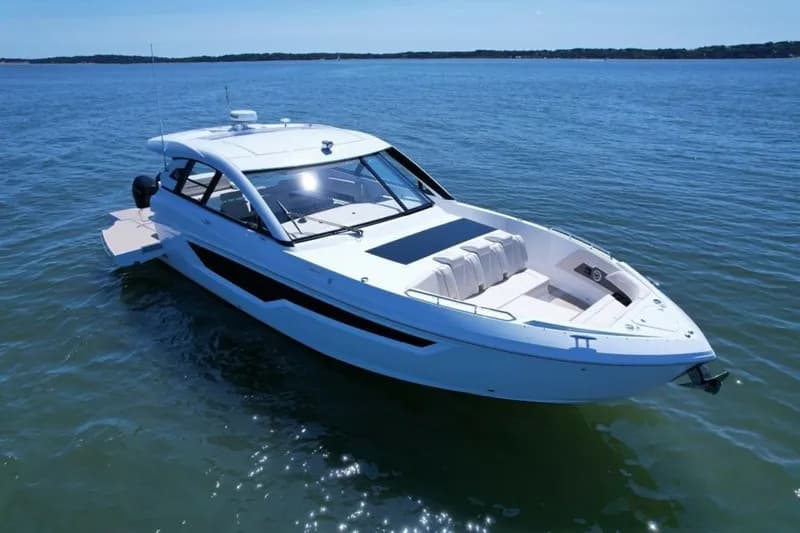 2024 Cruisers 50 GLS