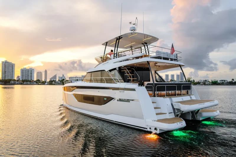 2025 Prestige M48