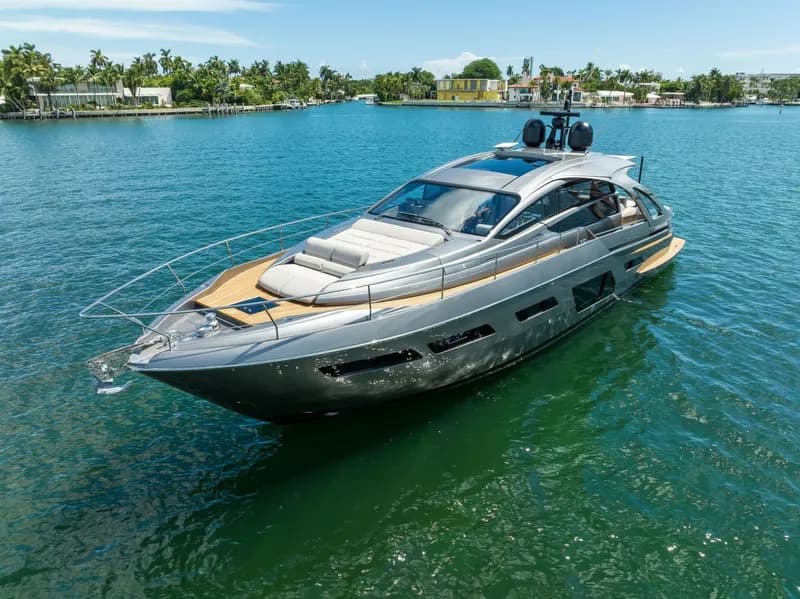 2022 Pershing 7X