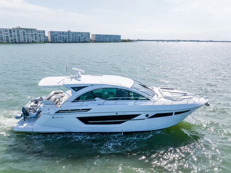 2018 Cruisers 50 CANTIUS