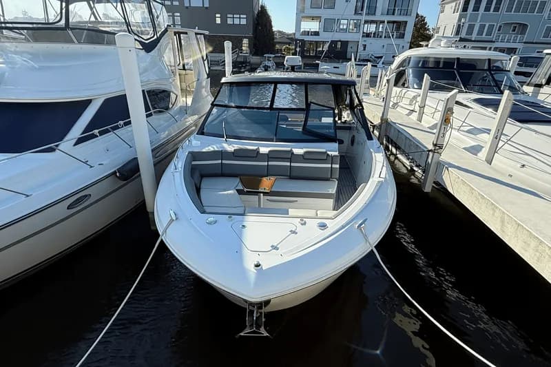 2020 Cruisers 38 GLS