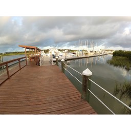 Oasis Boat Yard & Marina